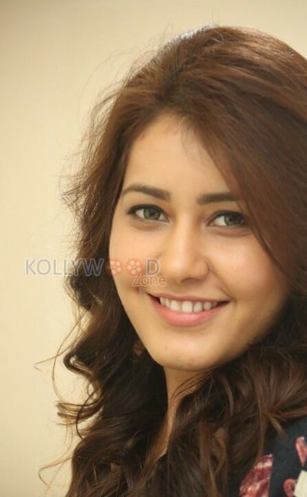 Tolly Actress Rashi Khanna Pictures