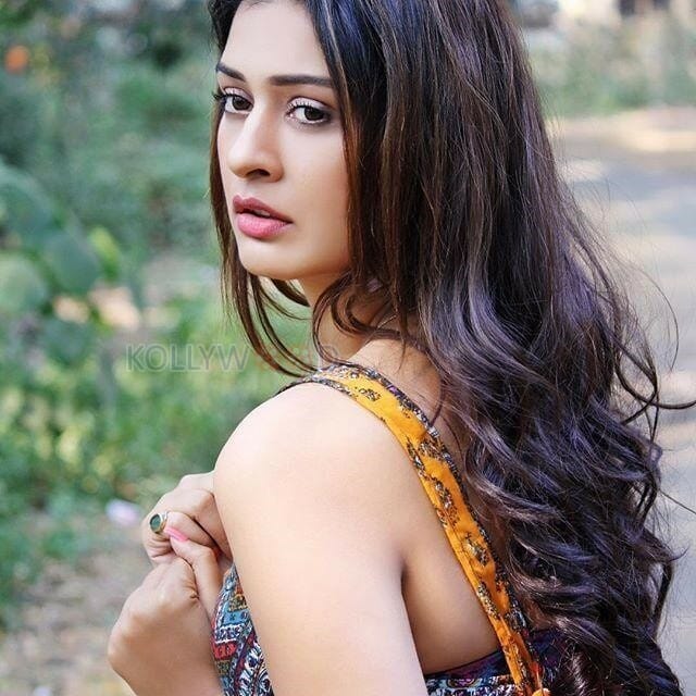 Tv Actress Payal Rajput Sexy Pictures