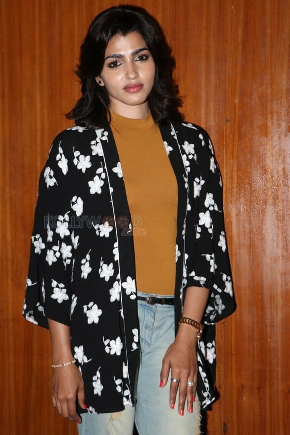 Uru Movie Heroine Dhansika Photos