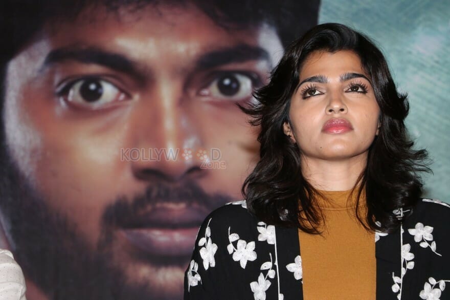 Uru Movie Heroine Dhansika Photos