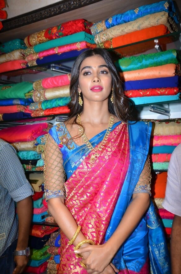 pooja hegde at the launch of anutex shopping mall photos