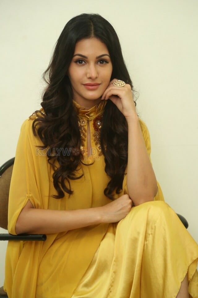 Actress Amyra Dastur Interview Photos