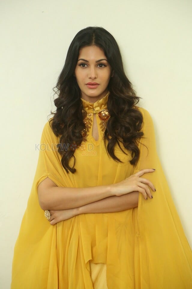 Actress Amyra Dastur Interview Photos