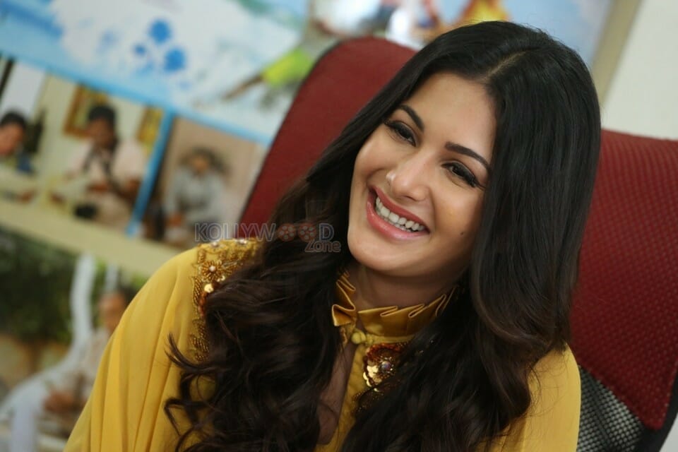 Actress Amyra Dastur Interview Photos