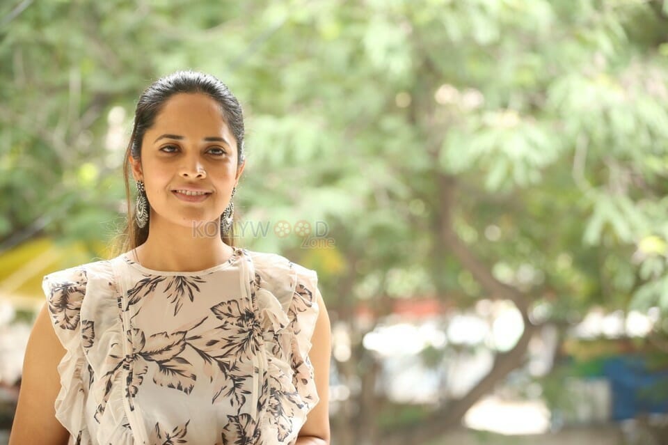 Actress Anasuya Bharadwaj At Kadhanam Interview Photos