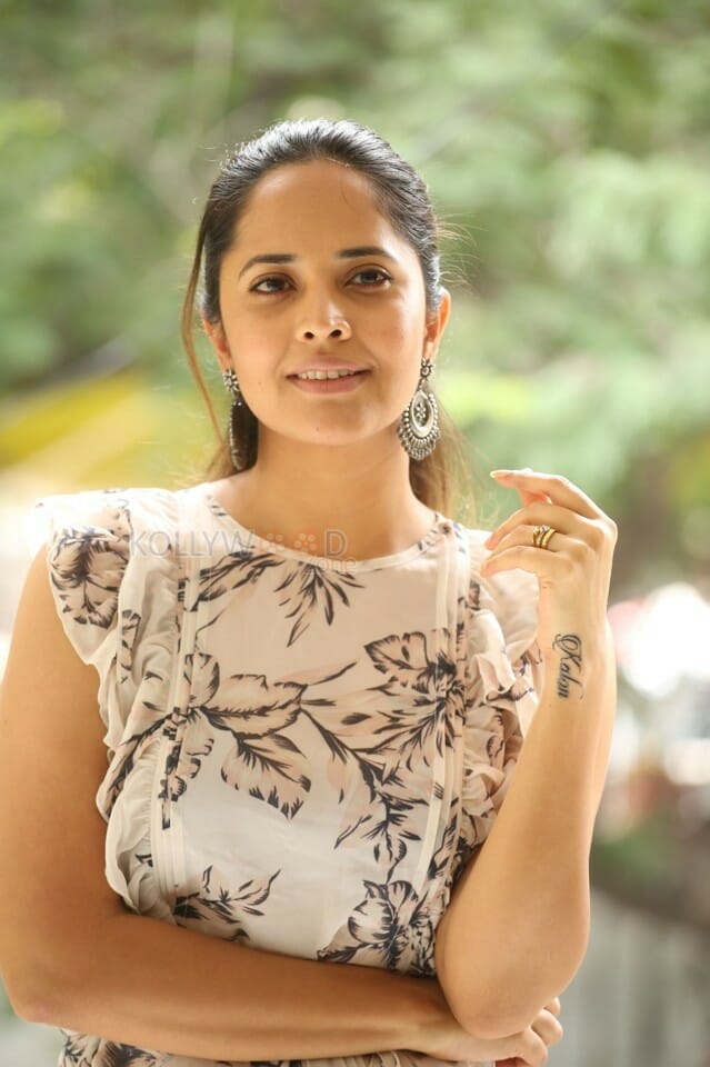 Actress Anasuya Bharadwaj At Kadhanam Interview Photos