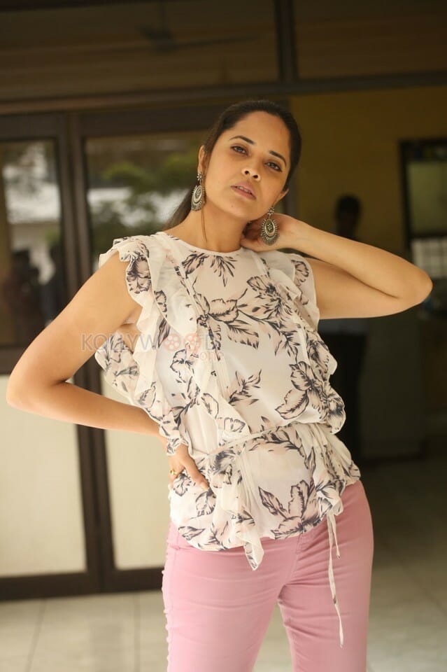 Actress Anasuya Bharadwaj At Kadhanam Interview Photos