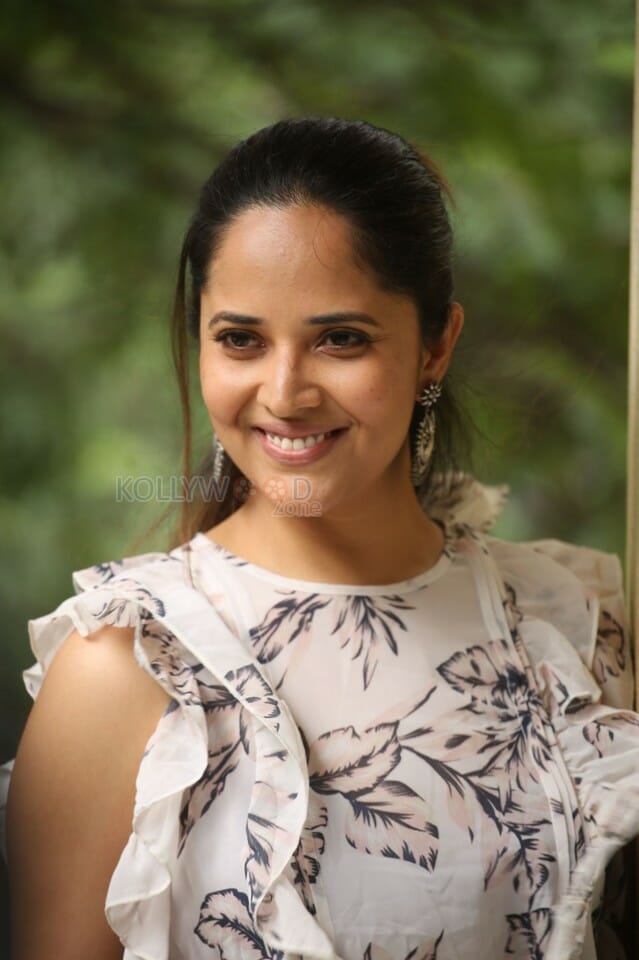 Actress Anasuya Bharadwaj At Kadhanam Interview Photos