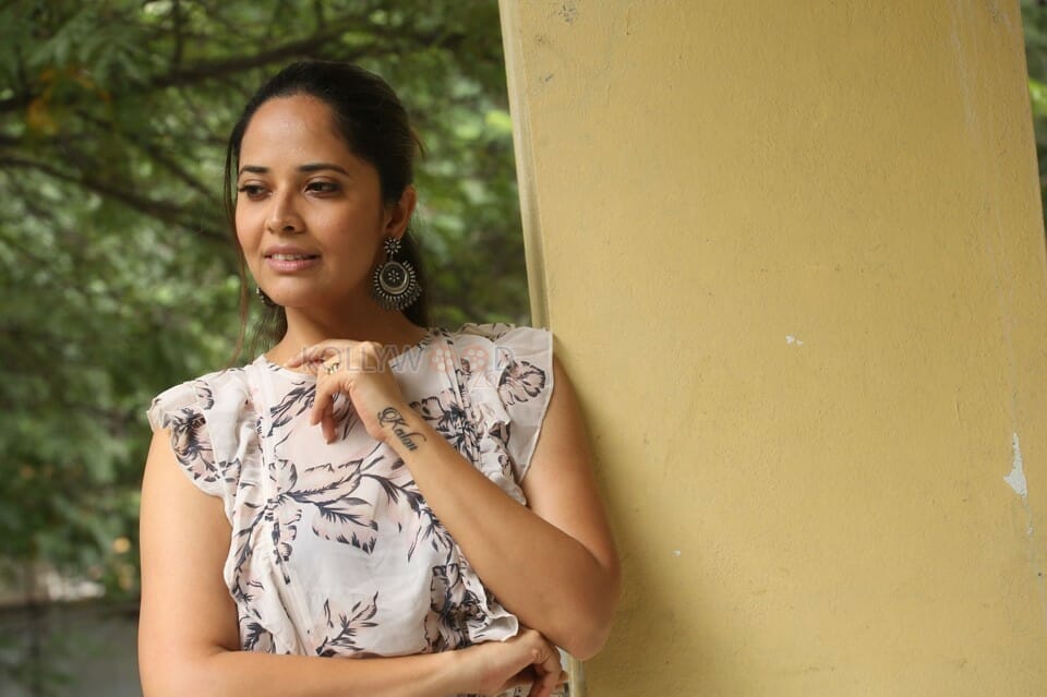 Actress Anasuya Bharadwaj At Kadhanam Interview Photos