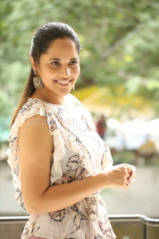 Actress Anasuya Bharadwaj At Kadhanam Interview Photos