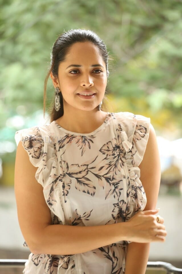 Actress Anasuya Bharadwaj At Kadhanam Interview Photos