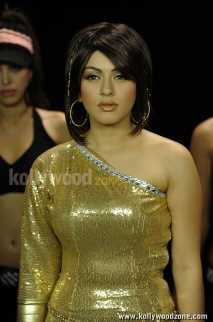 Actress Hansika Sexy Photos