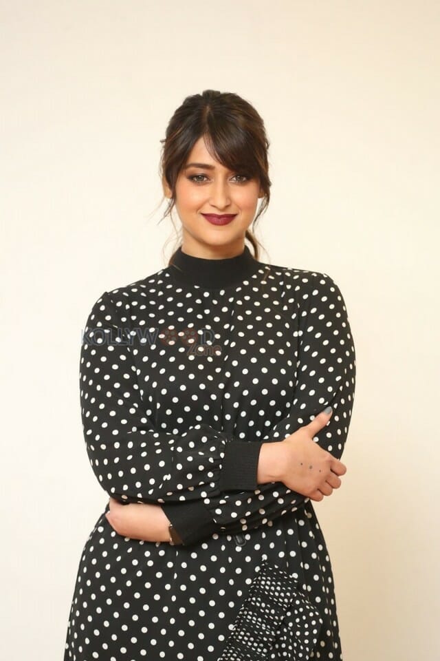 Actress Ileana D Cruz Interview Photos 05 (70080) | Kollywood Zone