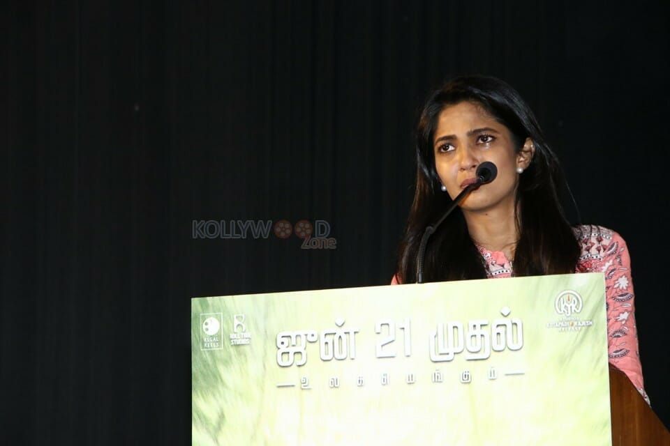 Actress Keerthi Pandian At Thumbaa Press Meet Pictures