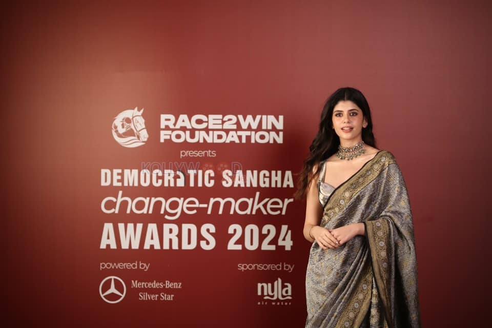 Actress Sanjana Sanghi at Democratic Sangha Change Maker Awards Photos 03