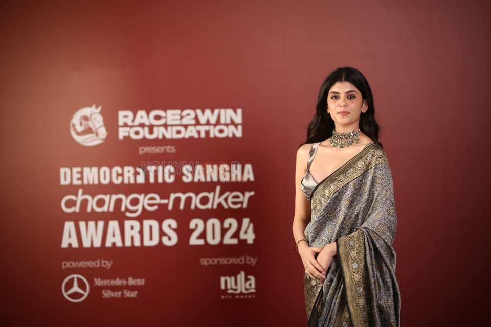 Actress Sanjana Sanghi at Democratic Sangha Change Maker Awards Photos 07