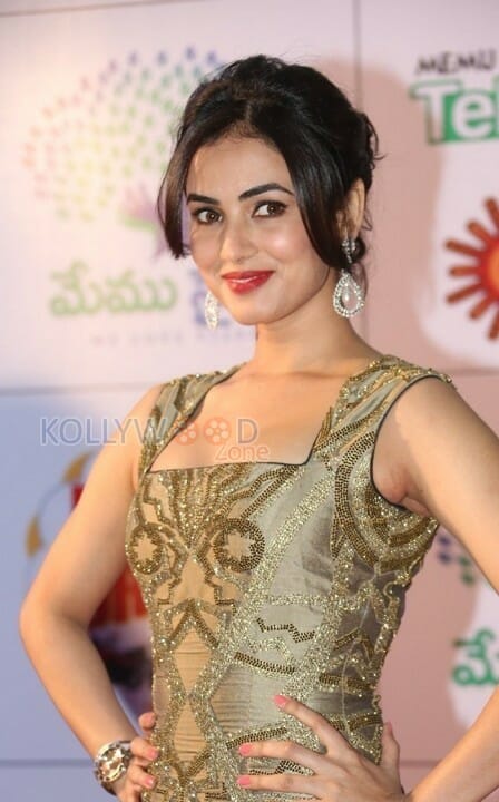 Actress Sonal Chauhan Photos