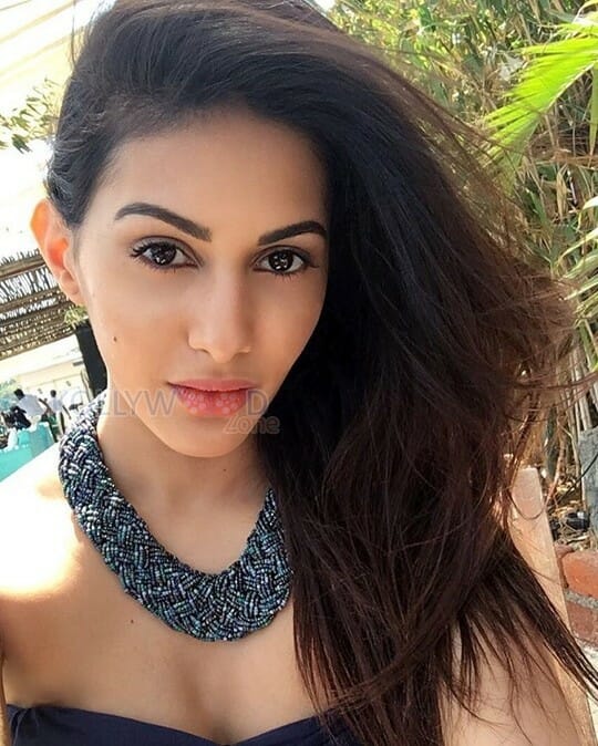 Amyra Dastur Sexy Fashion Photos