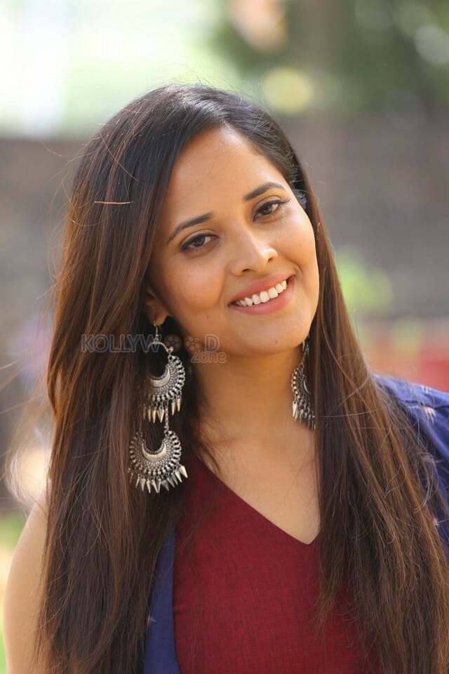 Anasuya Bharadwaj New Photo Shoot Stills