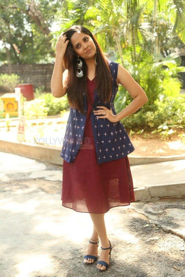 Anasuya Bharadwaj New Photo Shoot Stills