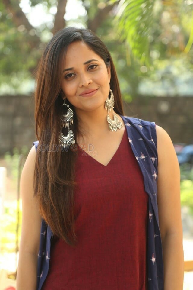 Anasuya Bharadwaj New Photo Shoot Stills