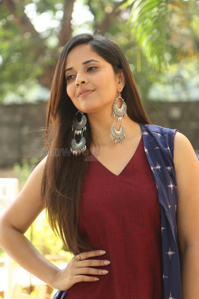 Anasuya Bharadwaj New Photo Shoot Stills