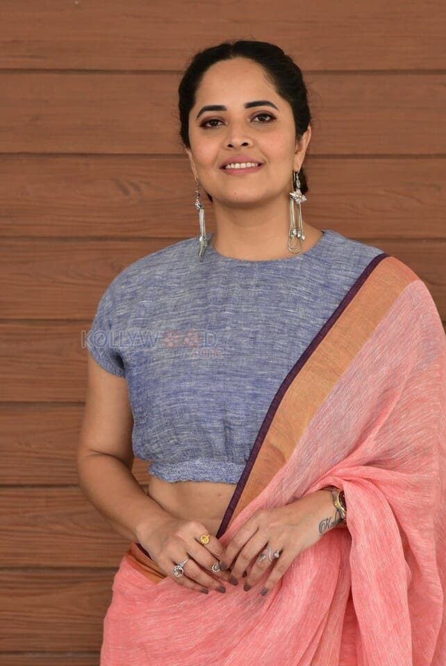 Anasuya Bharadwaj at Peddha Kapu Part 1 Movie Interview Photos 37