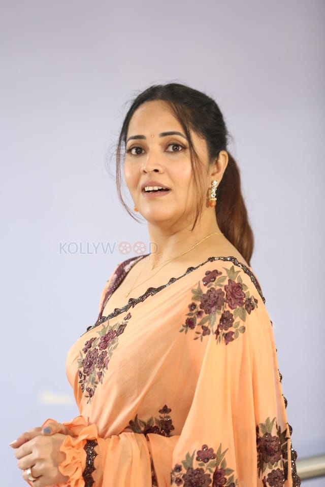 Anasuya Bharadwaj at Simbaa Trailer Launch Photos 03