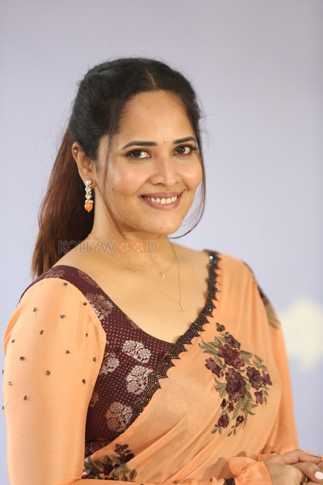 Anasuya Bharadwaj at Simbaa Trailer Launch Photos 07