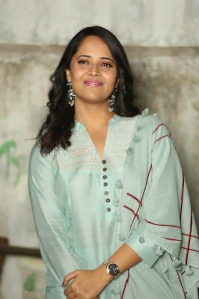 Anchor Anasuya Bharadwaj At F Success Meet Photos