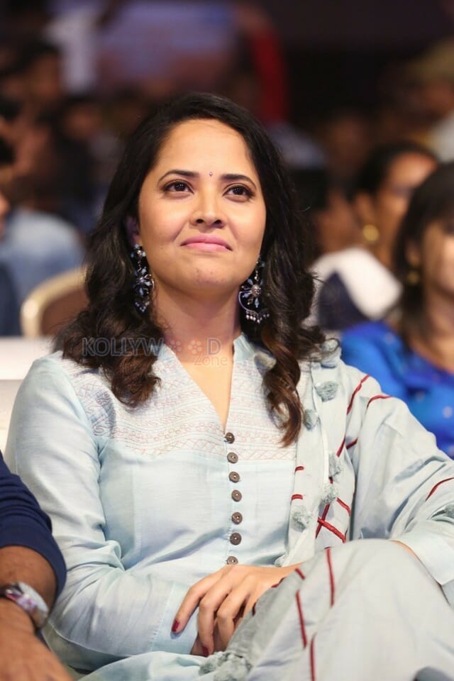 Anchor Anasuya Bharadwaj At F Success Meet Photos