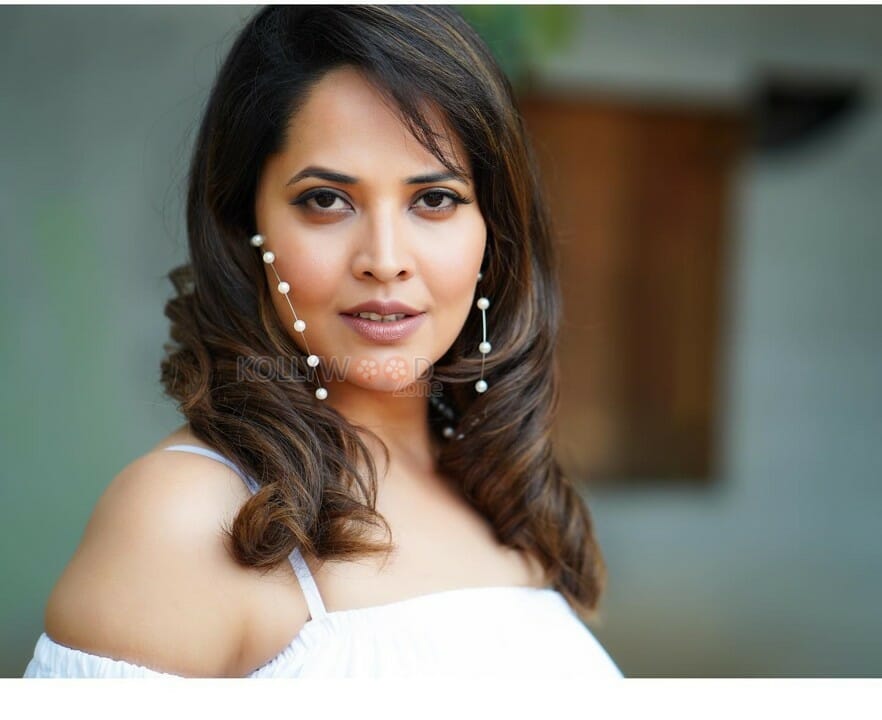 Beautiful Tollywood Anchor Anasuya Photoshoot Pictures