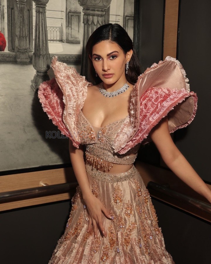 Blooming Butterfly Amyra Dastur at Times Fashion Week Photos 02