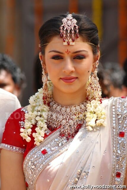 Hansika Motwani Hot Pictures