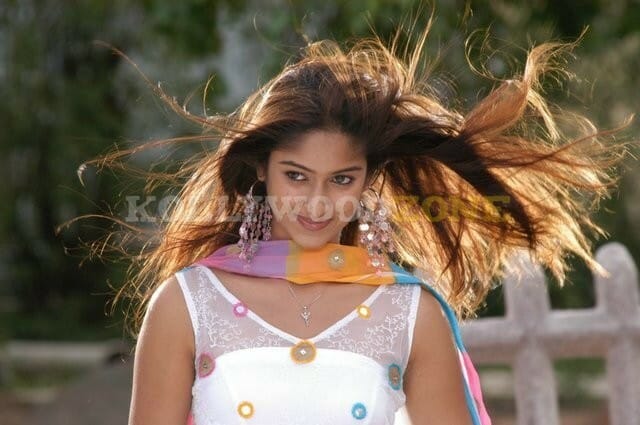 Hot Sexy Ileana Stills