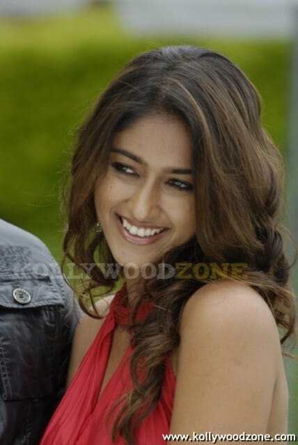 Hot Sexy Spicy Ileana Pics