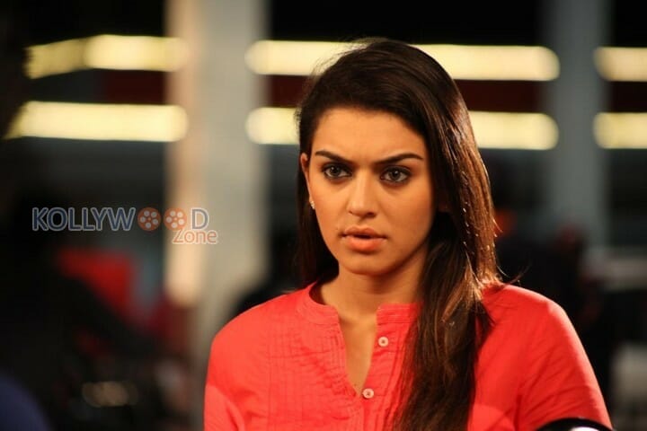 Maan Karate Heroine Hansika Motwani Photos