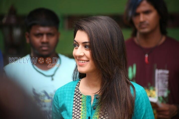 Maan Karate Heroine Hansika Motwani Photos