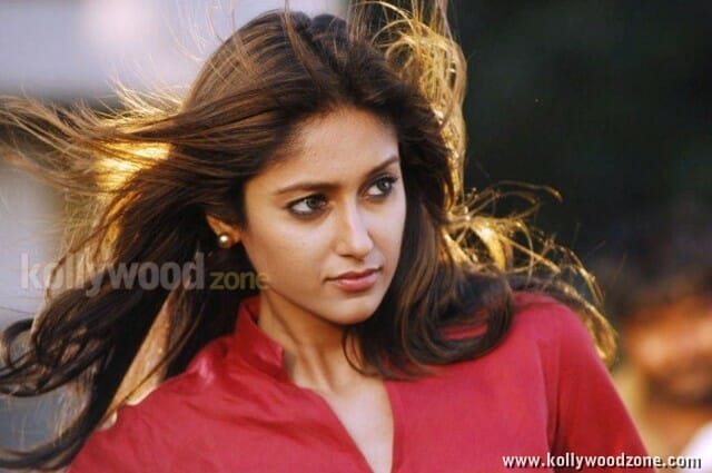 Sexy Actress Ileana In Red Dress Pictures