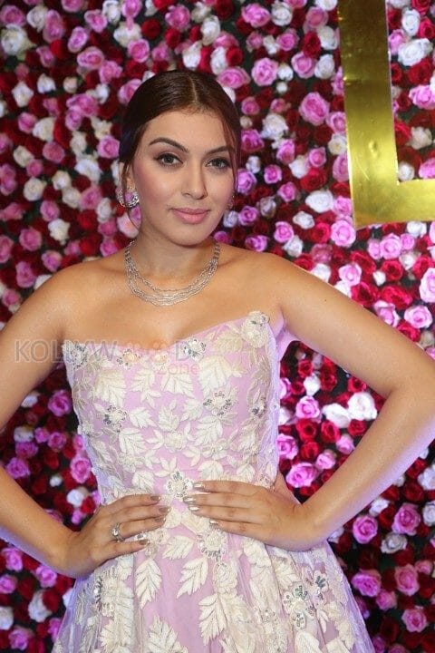 Sexy Beauty Hansika Motwani Photos