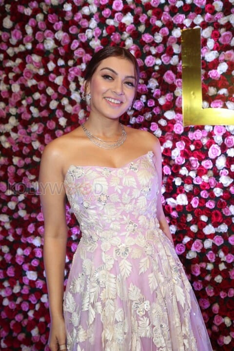 Sexy Beauty Hansika Motwani Photos