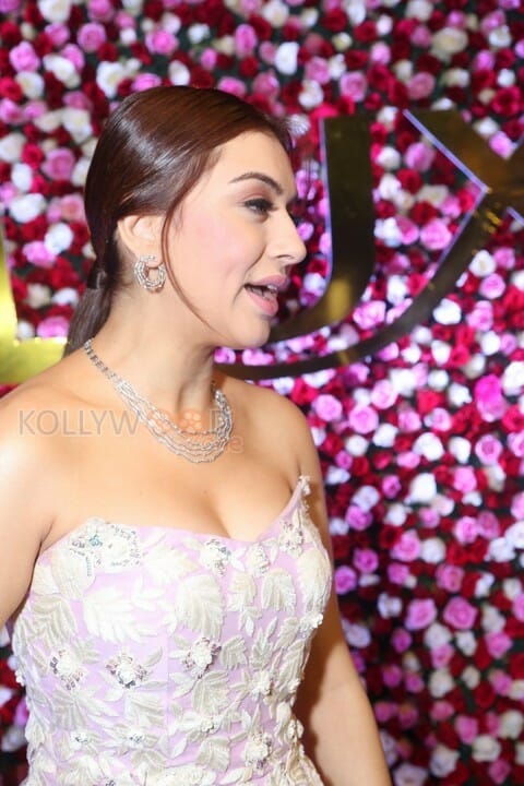 Sexy Beauty Hansika Motwani Photos