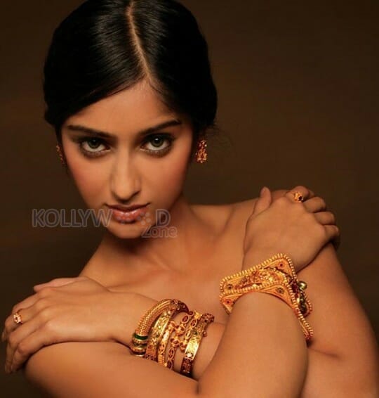 Sexy Ileana Photoshoot Stills