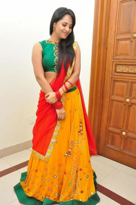 Sexy Telugu Anchor Anasuya Photos