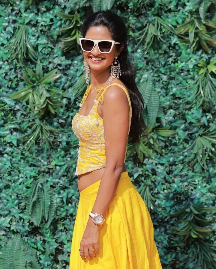 Tamil Actress Keerthi Pandian in a Yellow Lehenga Photos 02