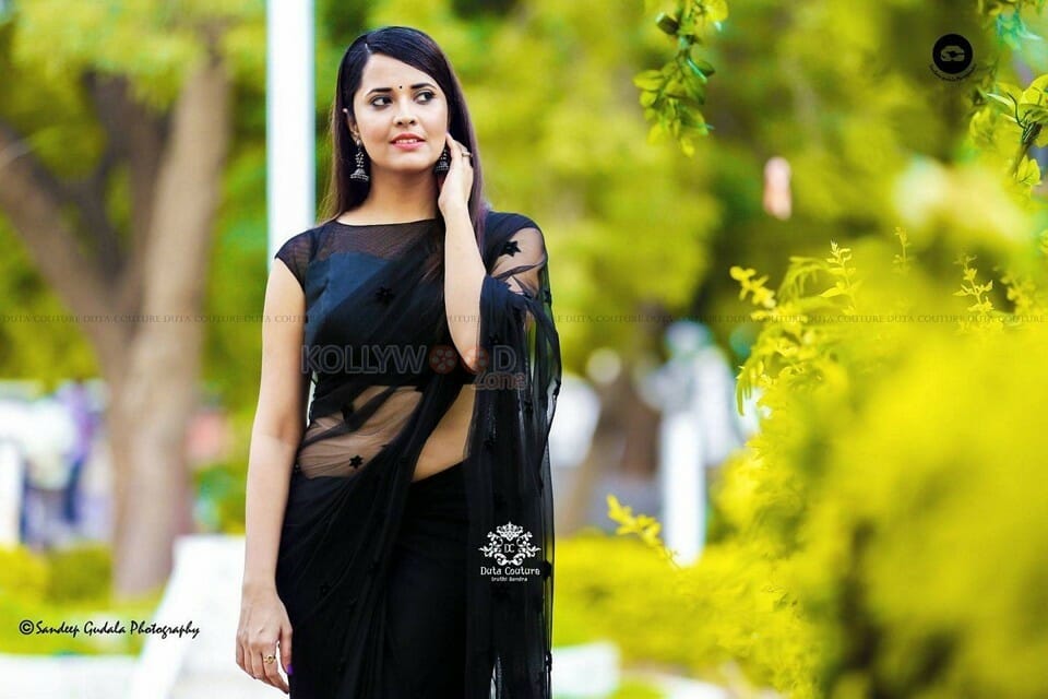 Telugu Anchor Anasuya Photos