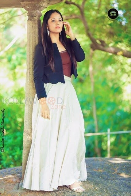 Telugu Tv Anchor Anasuya New Photoshoot Pictures