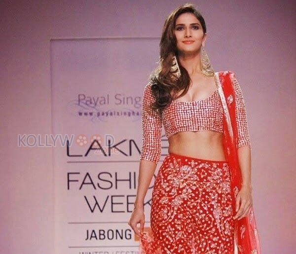 Vaani Kapoor Rampwalk Photos