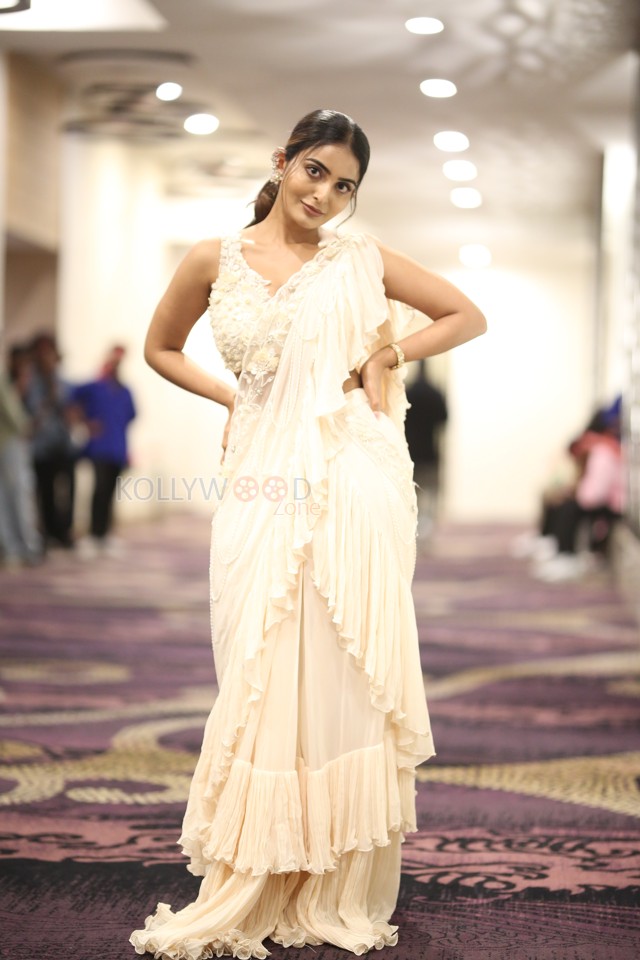 Actress Ananya Nagalla at Pottel Prerelease Event Pictures 23