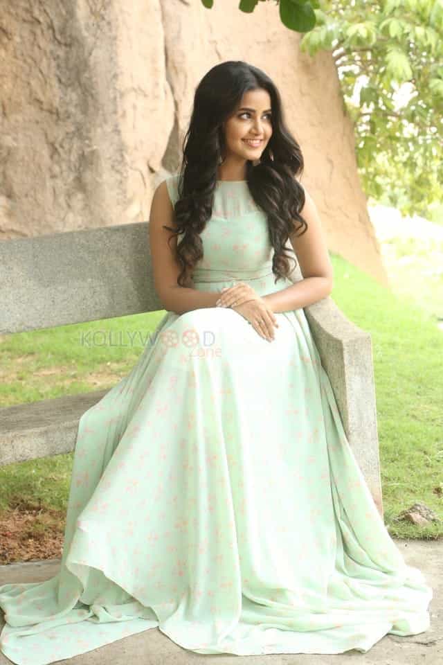 Actress Anupama Parameswaran New Photo Shoot Pictures